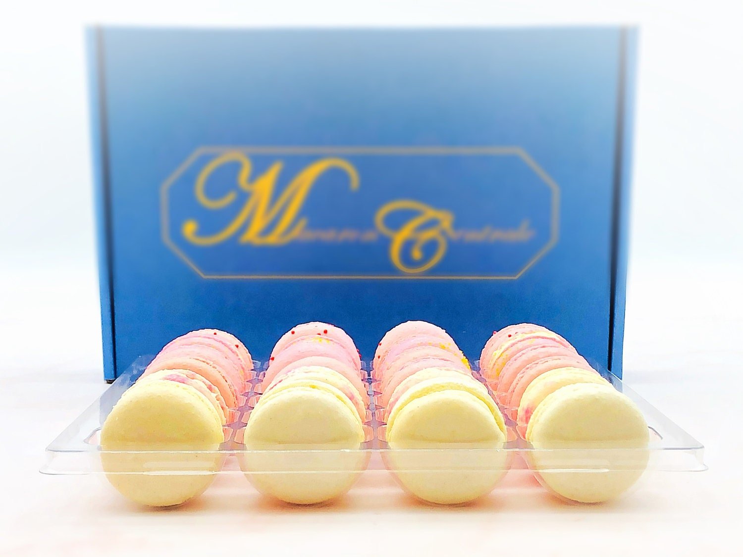 24 Pack Assorted Macaron, The Pink Set | Great for any party, celebration. - Macaron Centrale