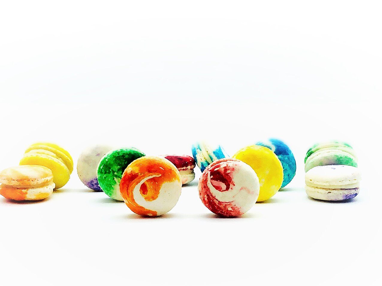 24 Pack Assorted Macaron, The Rainbow Set | Great for any party, celebration. - Macaron Centrale