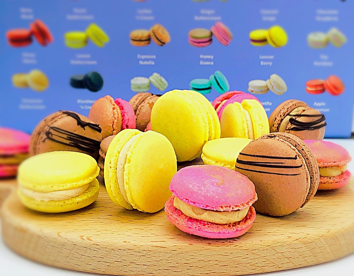 48 Pack Peanut Butter Macaron Collection | Perfect for Birthday, Halloween, Thanksgiving, Christmas Parties - Macaron Centrale48 Pack