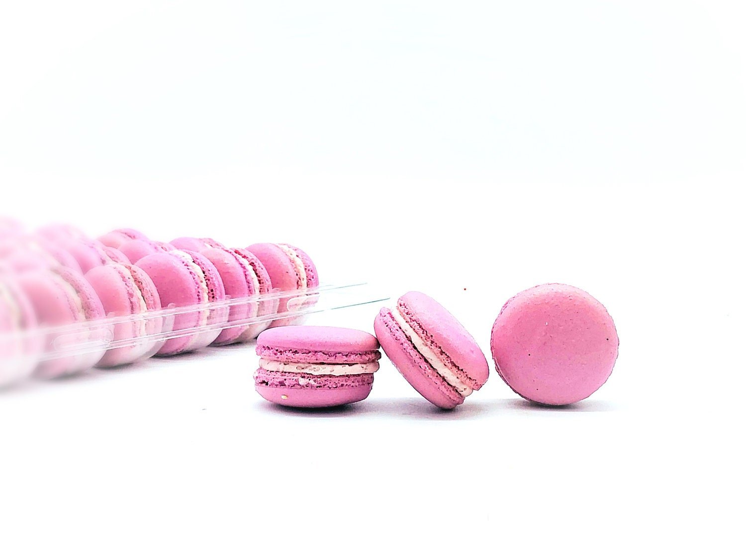 50 Pack Berry Blend French Macaron Value Pack - Macaron Centrale
