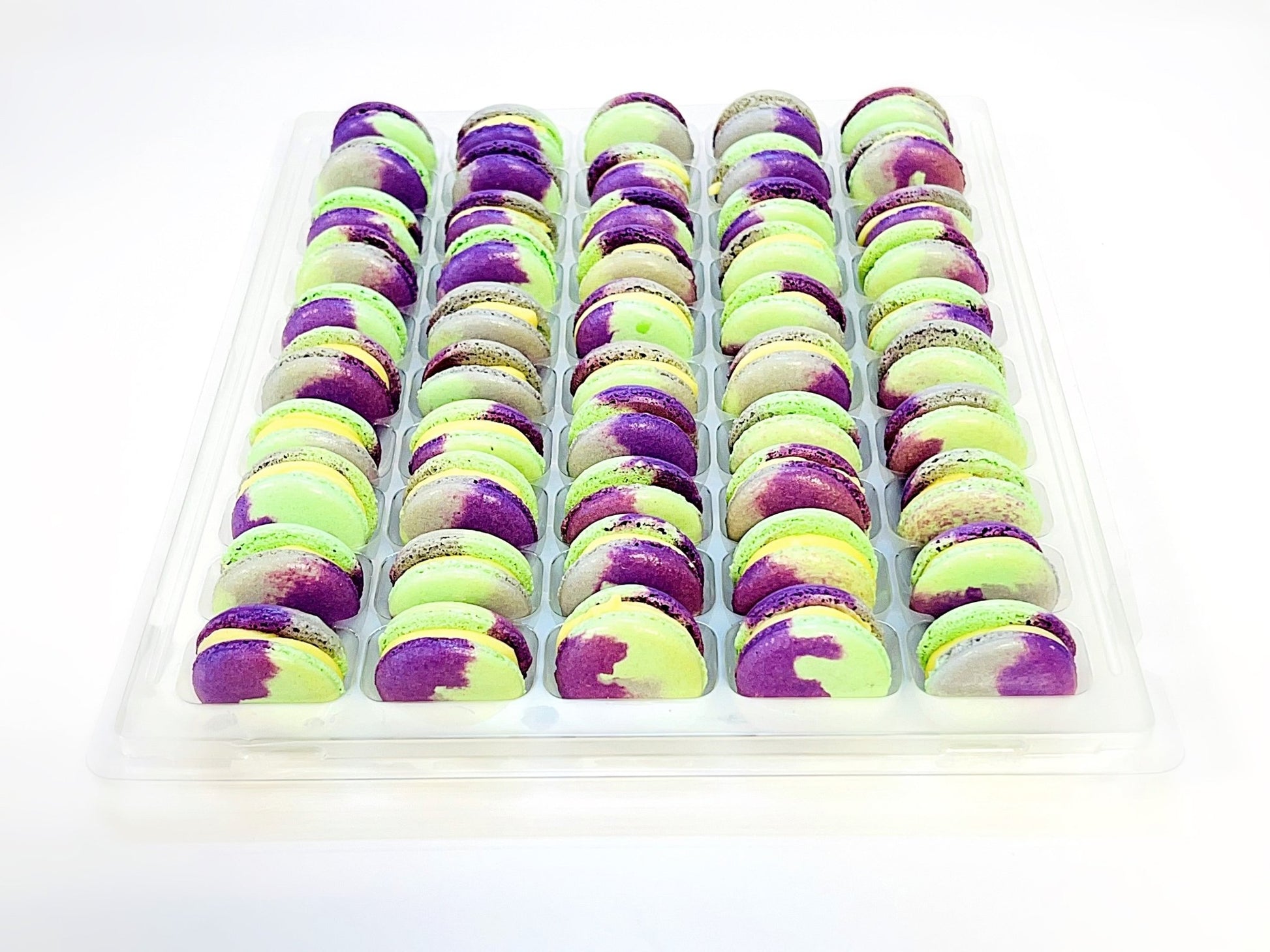50 Pack Butterscotch Honeydew French Macaron Value Pack - Macaron Centrale