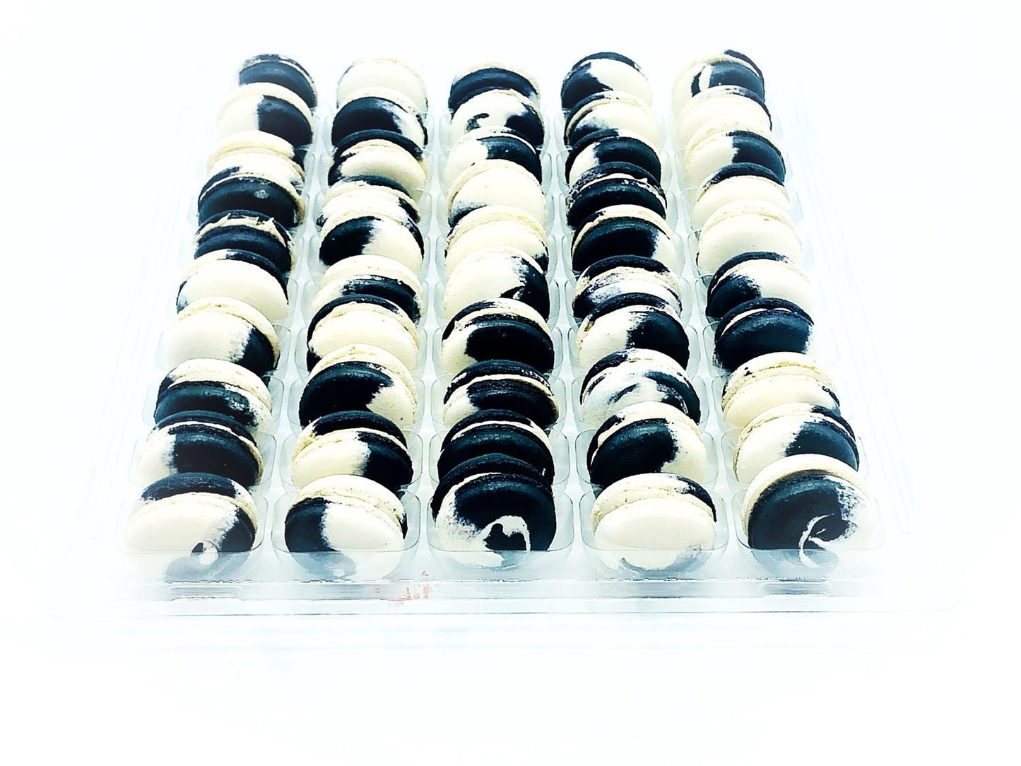 50 Pack Grass Jelly French Macaron Value Pack - Macaron Centrale
