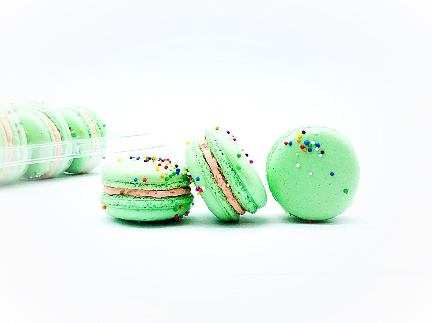 50 Pack Green Rainbow French Macaron Value Pack - Macaron Centrale
