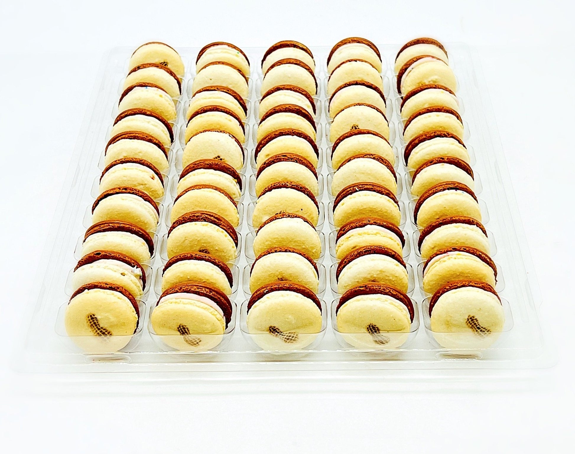 50 Pack Peanut Sundae French Macaron Value Pack - Macaron Centrale