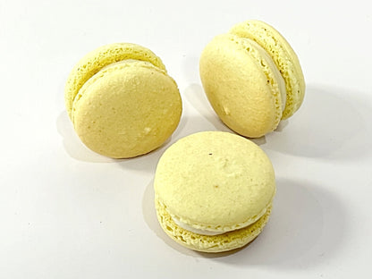 50 Pack Pineapple Caramel Macarons - Macaron Centrale