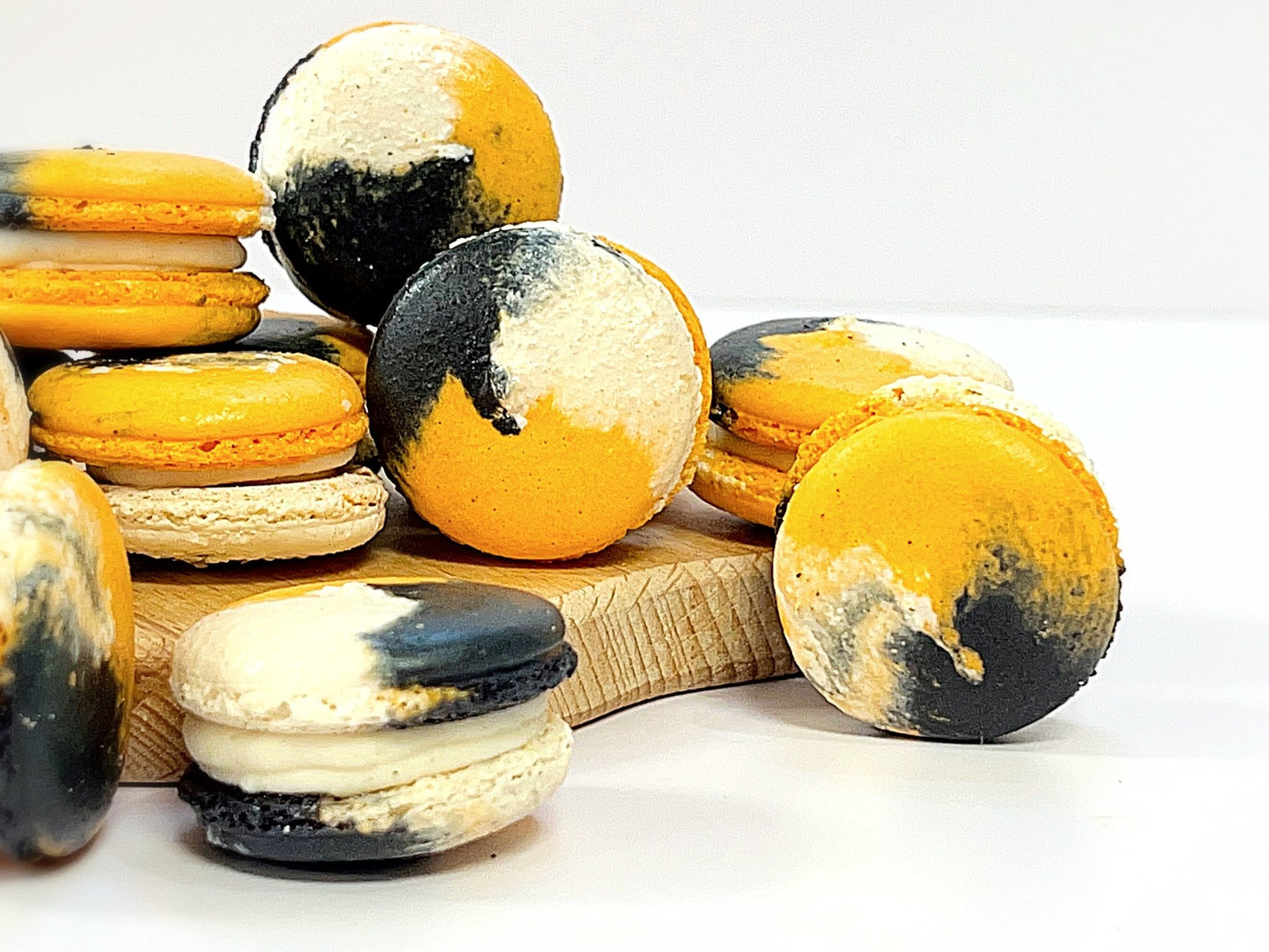 50 Pack Pumpkin Gourmet French Macaron Value Pack - Macaron Centrale