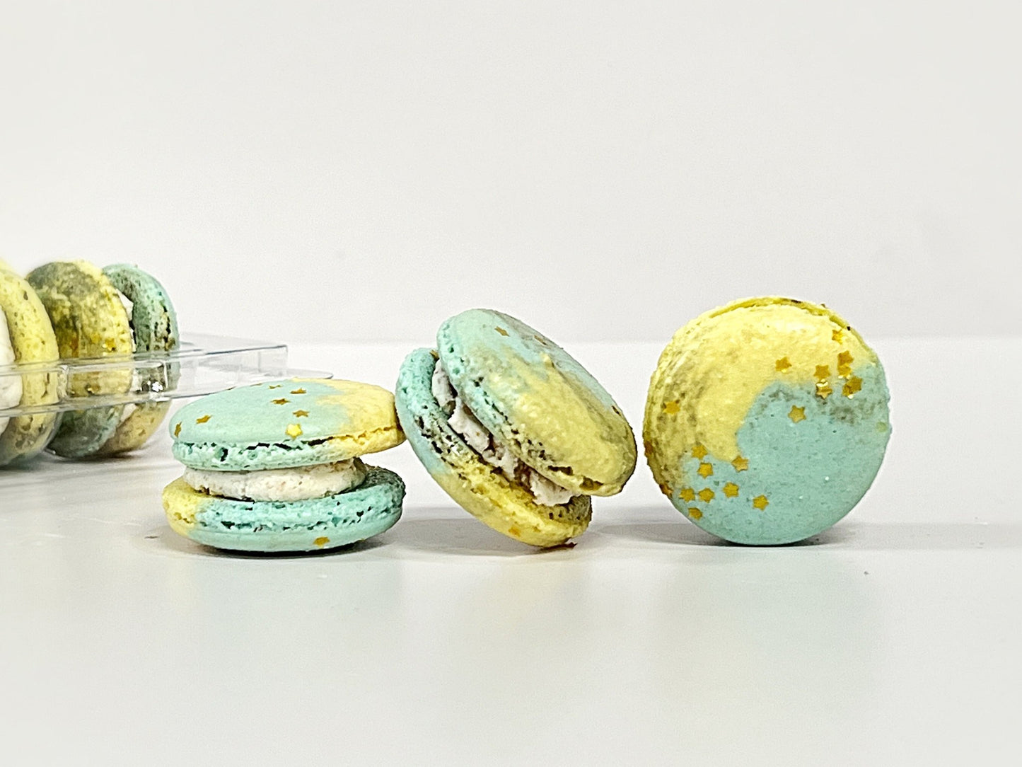 50 Pack Space Edition Mac | Pastel Blue Nebula Macarons - Macaron Centrale