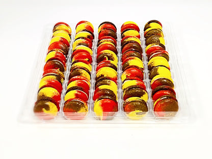 50 Pack Strawberry Caramel French Macaron Value Pack - Macaron Centrale