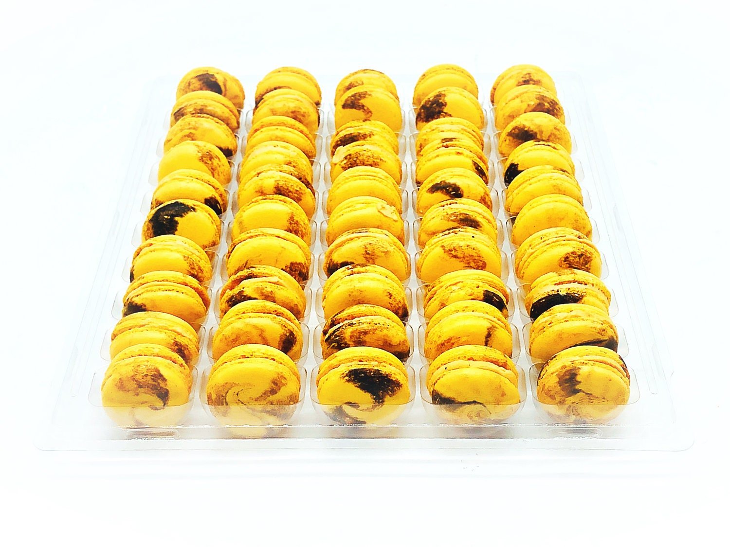 50 Pack Thai Tea French Macaron Value Pack - Macaron Centrale
