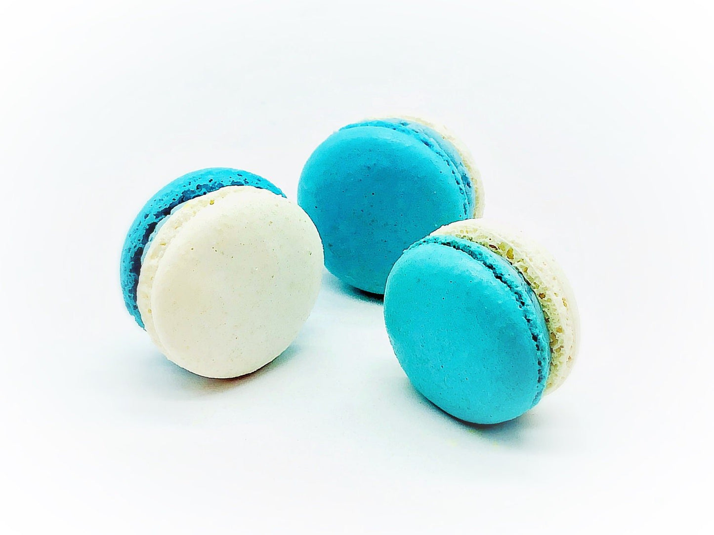 6 Pack Blueberry White Chocolate Ganache Macarons - Macaron Centrale