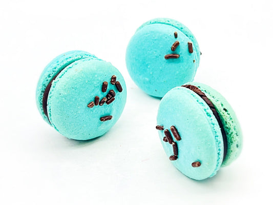 6 Pack Chocolate and Fig Macarons - Macaron Centrale