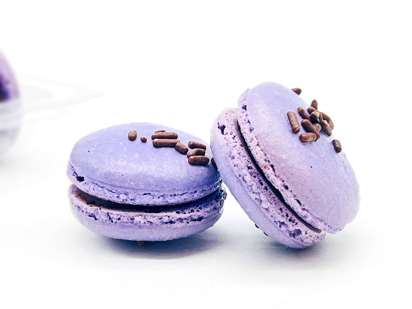 6 Pack Chocolate Beet French Macarons - Macaron Centrale