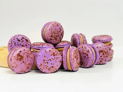 6 Pack chocolate hazelnut and dates macarons | ideal for celebratory events. - Macaron Centrale6 Pack