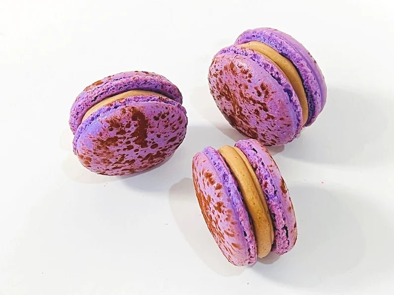 6 Pack chocolate hazelnut and dates macarons | ideal for celebratory events. - Macaron Centrale6 Pack