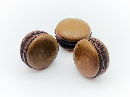 6 Pack chocolate macarons | ideal for celebratory events. - Macaron Centrale