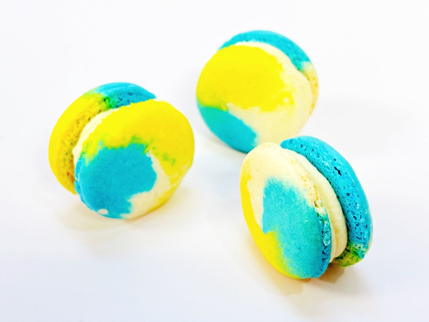 6 Pack Doraemon Inspired French Macaron | Vanilla Custard Macarons - Macaron Centrale6 Pack