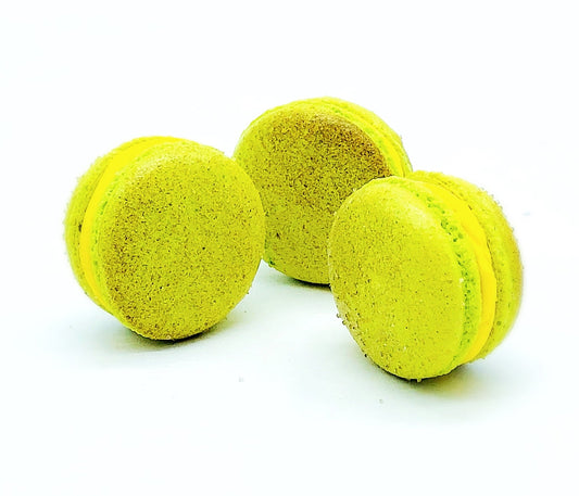 6 Pack durian macarons | ideal for celebratory events. - Macaron Centrale