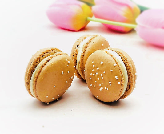 6 Pack French Macarons | S'more Ideal for your new celebratory events. - Macaron Centrale