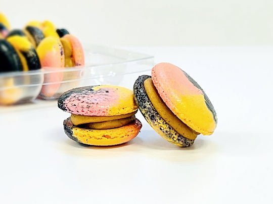 6 Pack Peach Coffee French Macarons - Macaron Centrale6 Pack