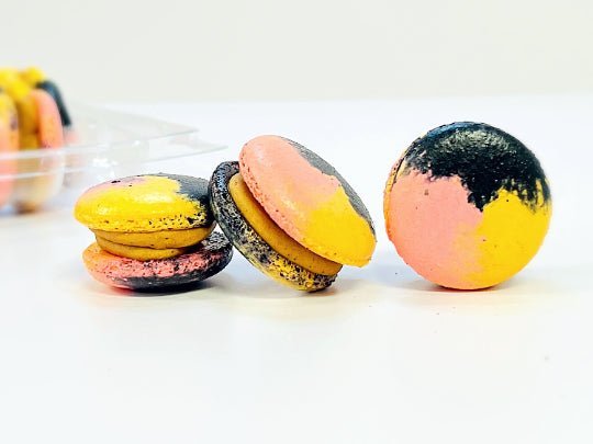 6 Pack Peach Coffee French Macarons - Macaron Centrale6 Pack