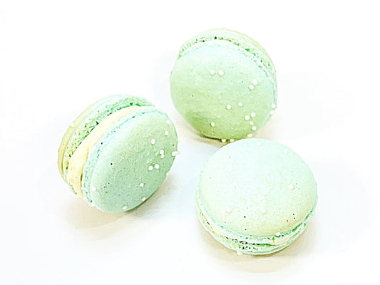 6 Pack Peppermint & Blueberry French Macarons - Macaron Centrale