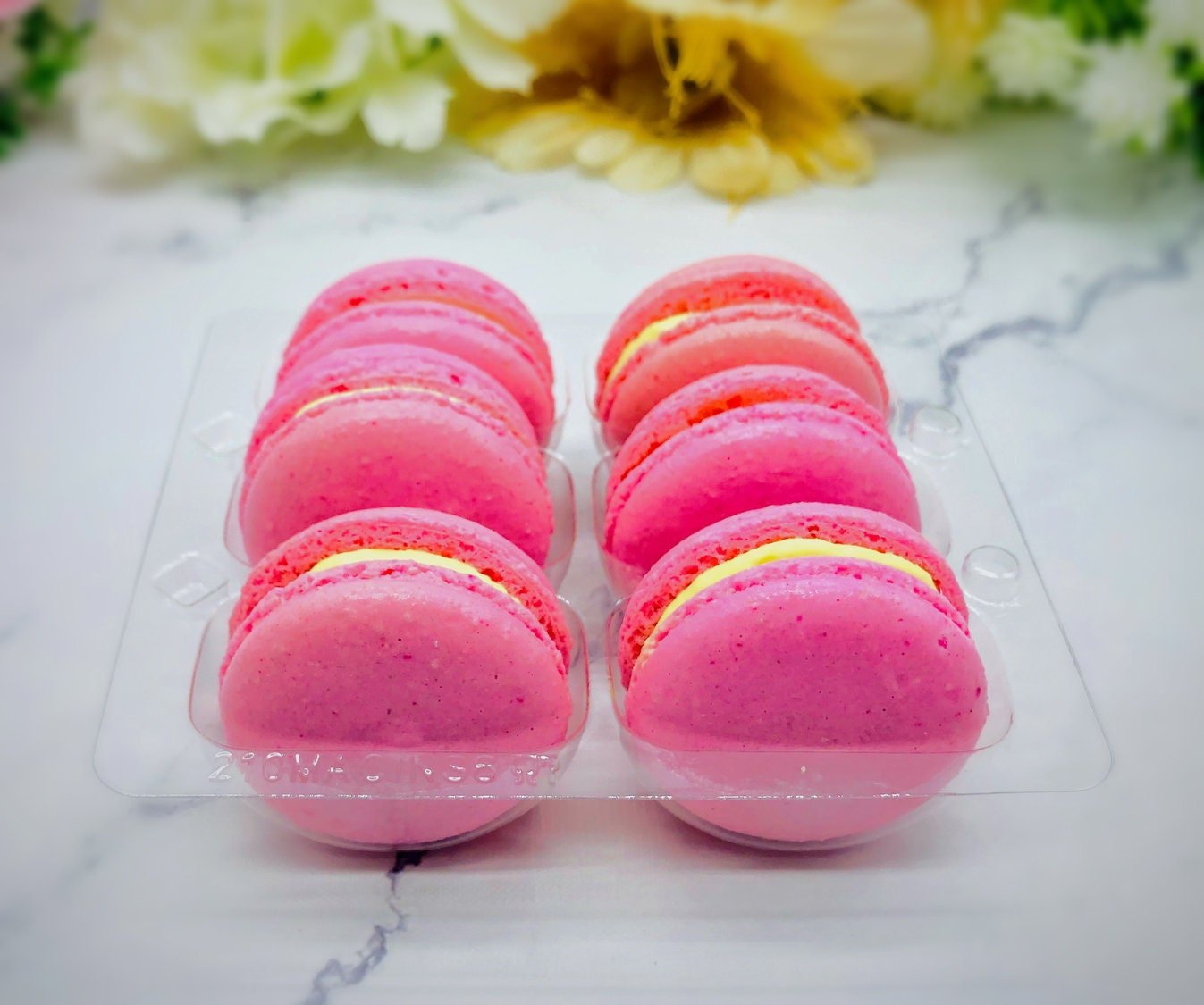 6 Pack pink lemonade macarons - Macaron Centrale