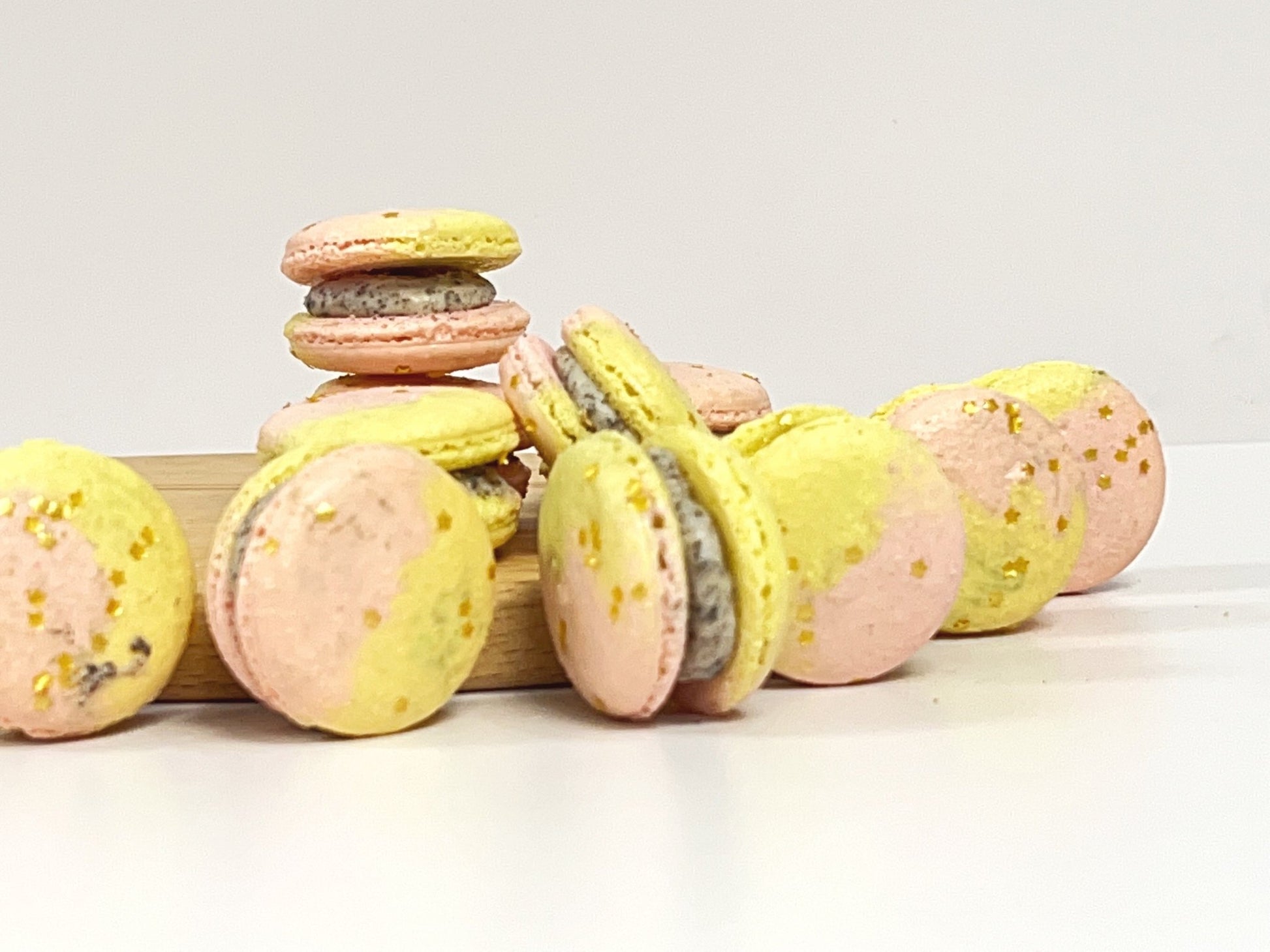 6 Pack Space Edition Mac | Pastel Pink Nebula Macarons - Macaron Centrale