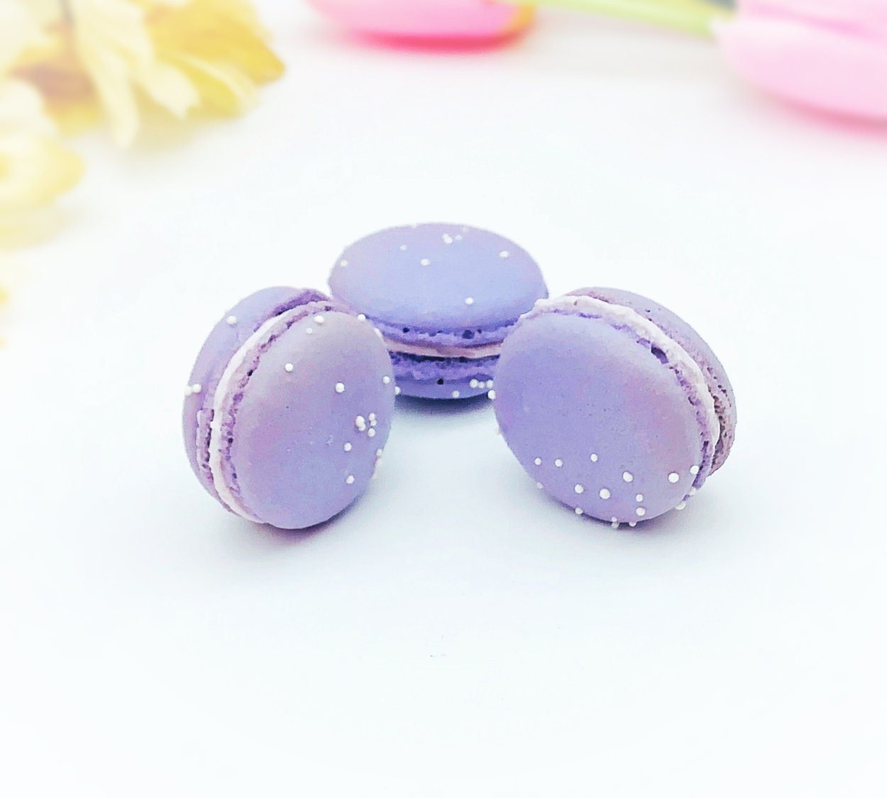 6 Pack taro macarons | ideal for celebratory events. - Macaron Centrale