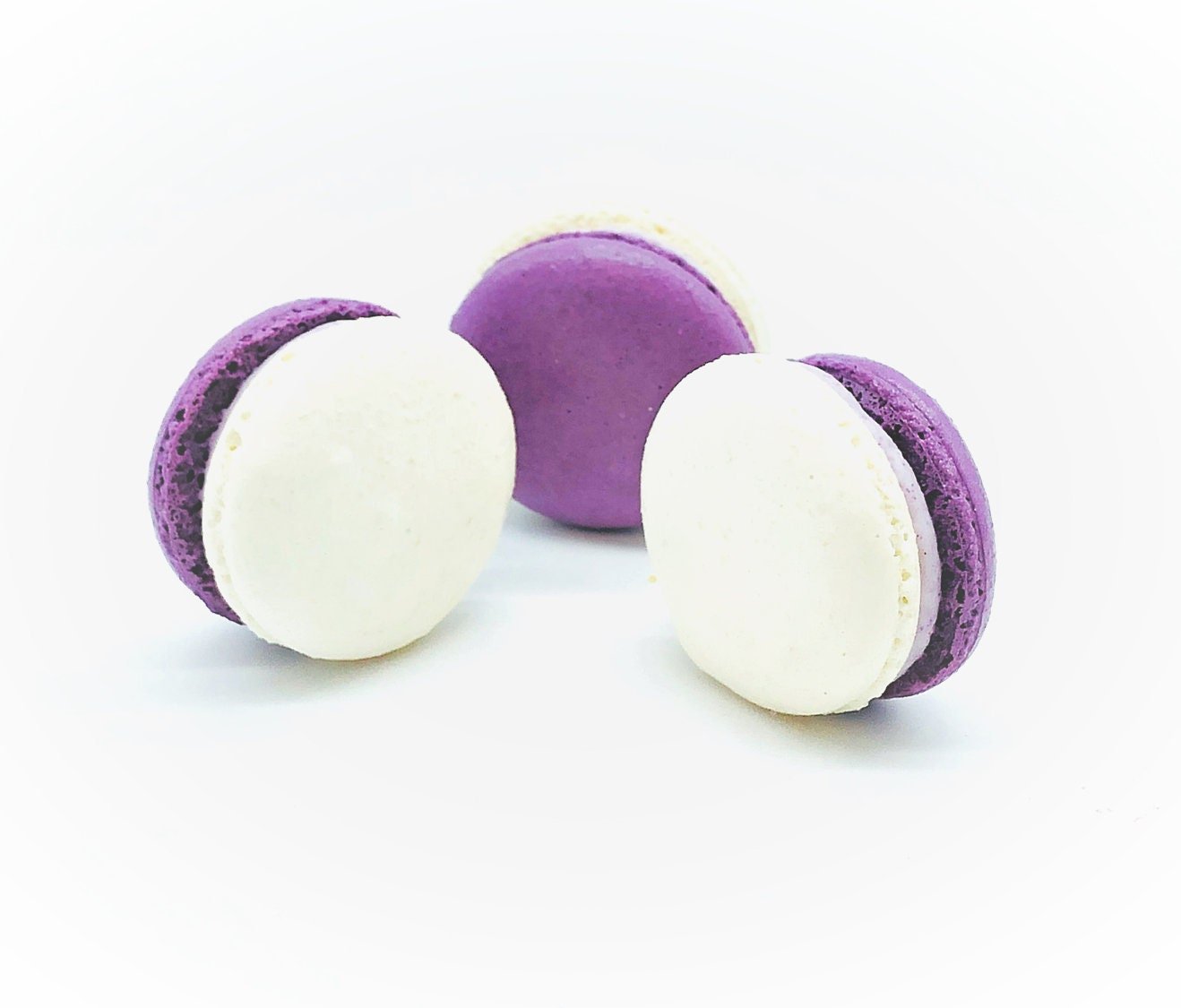 6 Pack Taro White Chocolate Ganache Macarons - Macaron Centrale