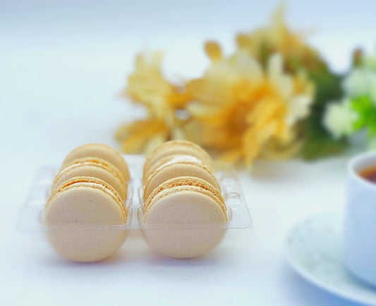 6 Pack vanilla French macarons - Macaron Centrale