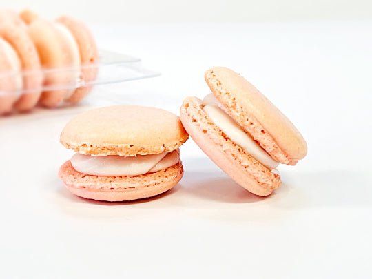 6 Pack Wildberry French Macarons - Macaron Centrale6 Pack