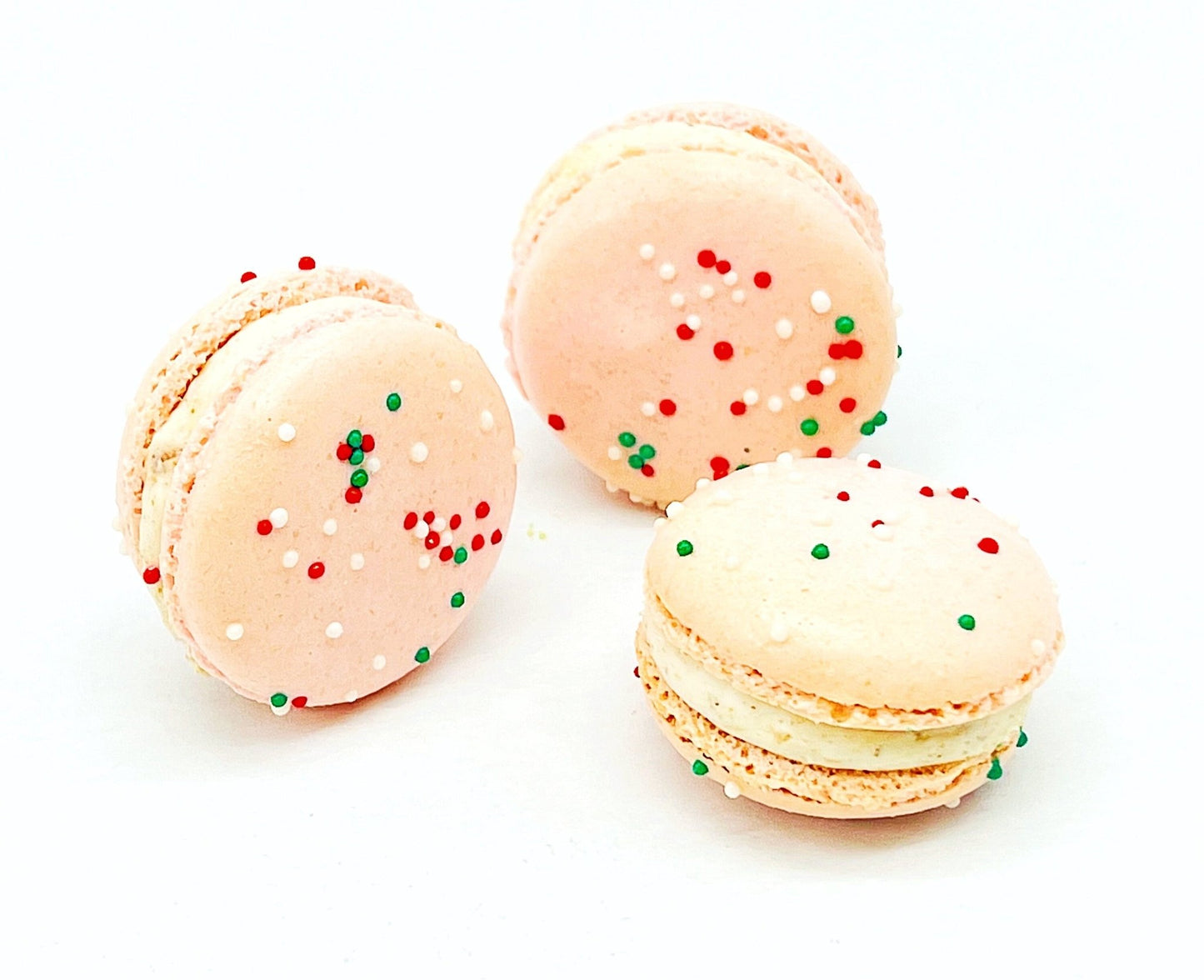6 Strawberry Gingerbread French Macarons - Macaron Centrale