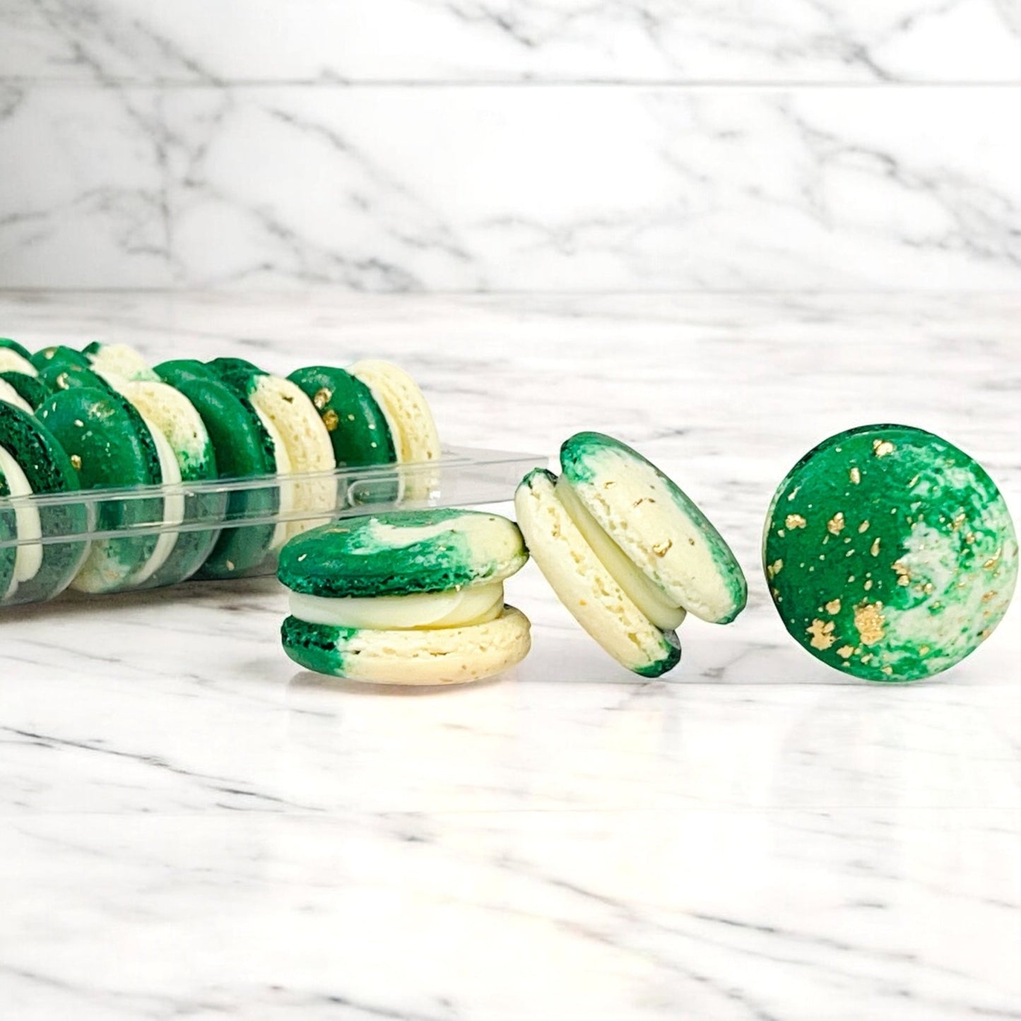 6 White Chocolate Shamrock French Macarons - Macaron Centrale