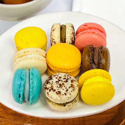 49-Pack Mini!s Macaron Assortment