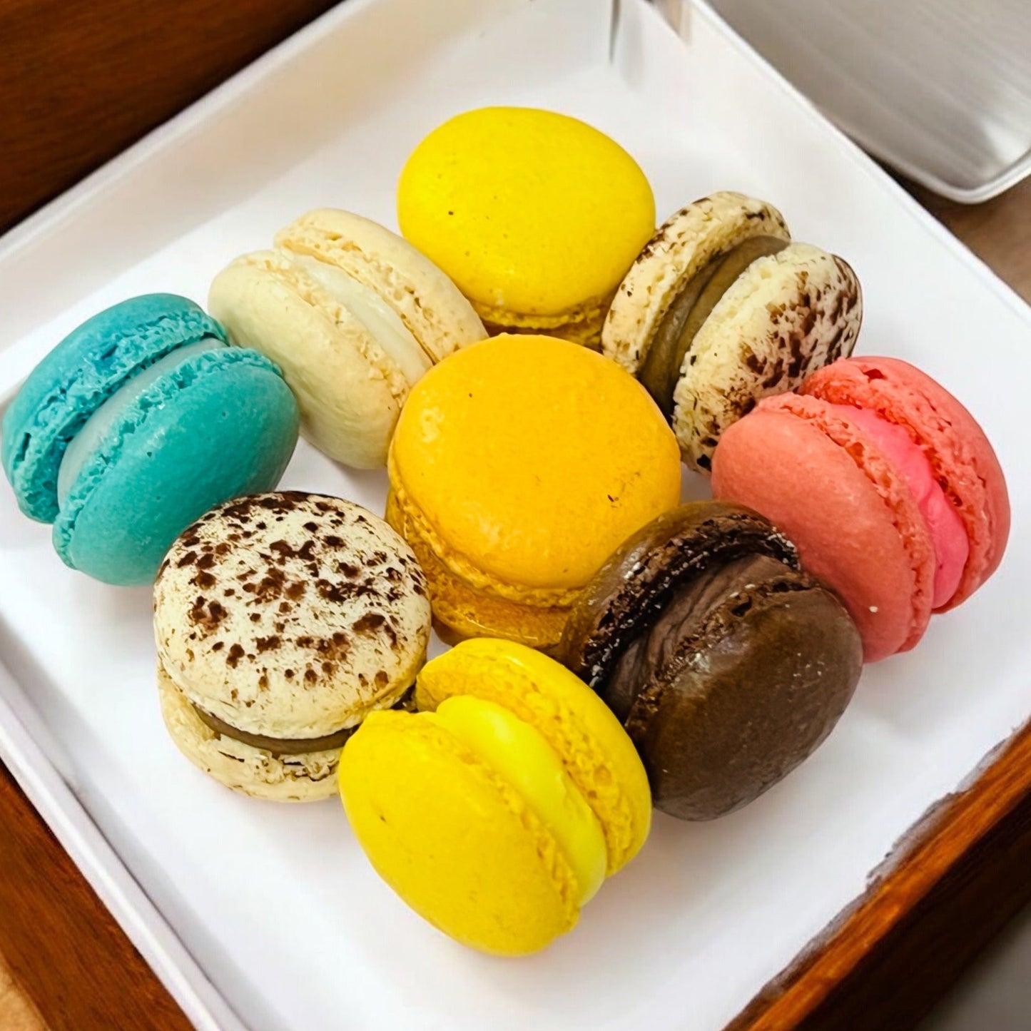 49-Pack Mini!s Macaron Assortment