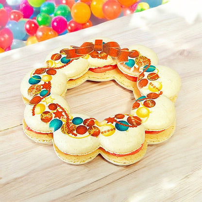 Gift-Ready Holiday Wreath Macaron Set – Two Tiers in a Clear Display Box