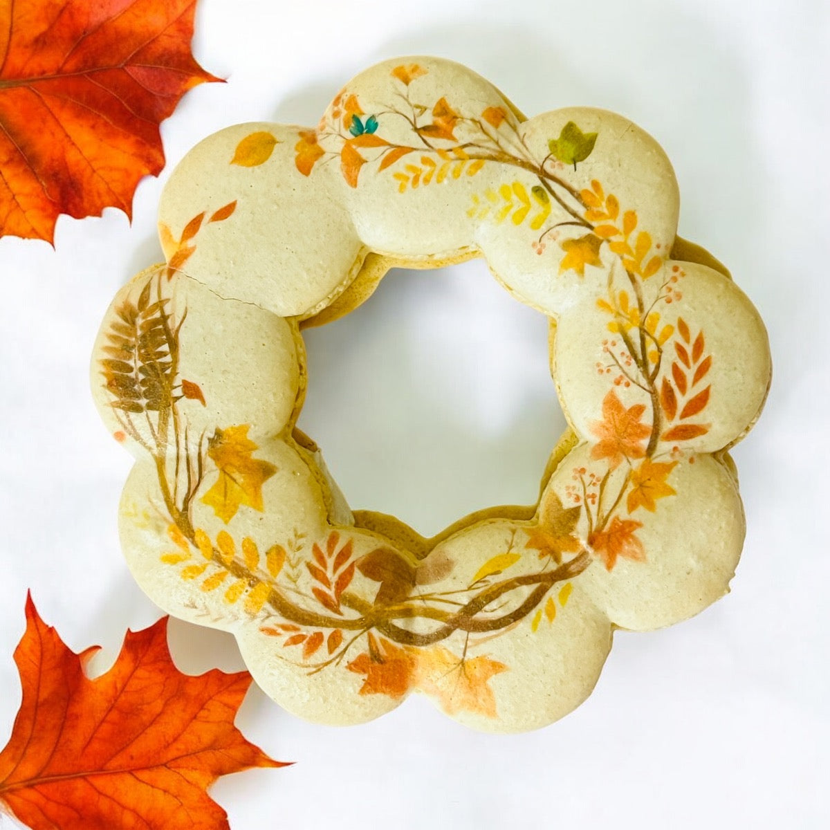 Holiday Wreath French Macaron - Fall is in the Air