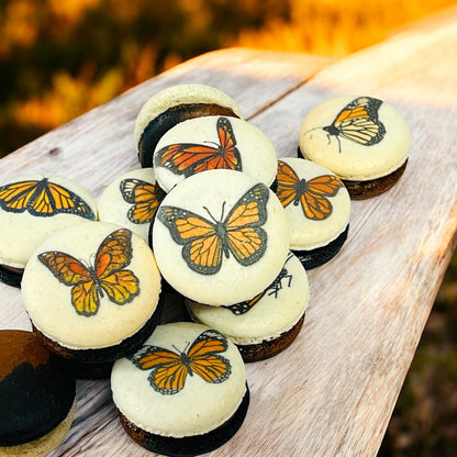 Monarch Butterfly French Macaron Set - Customizable Flavors