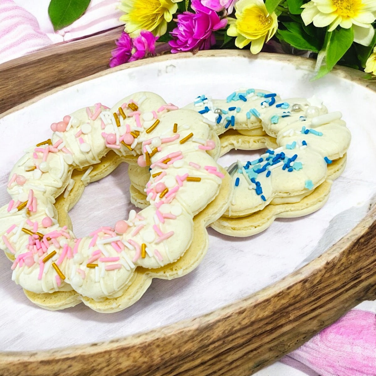 Macaron Wreath for Baby Showers - Pink or Blue Sprinkles