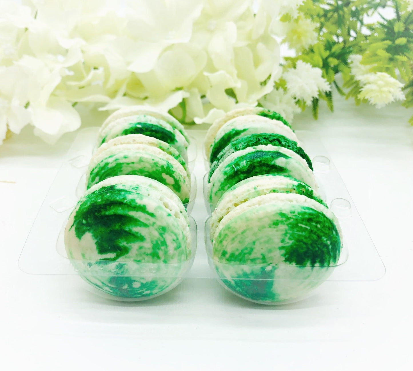 Apple Cheesecake Macarons (6 Pack) | Ideal for celebratory events. - Macaron Centrale
