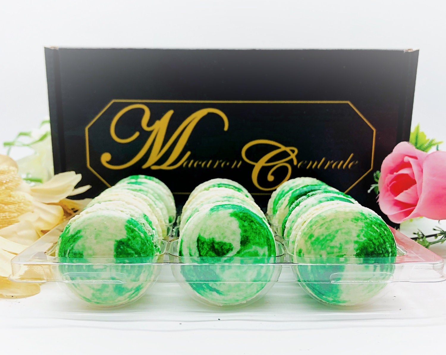 Apple Cheesecake Macarons (6 Pack) | Ideal for celebratory events. - Macaron Centrale