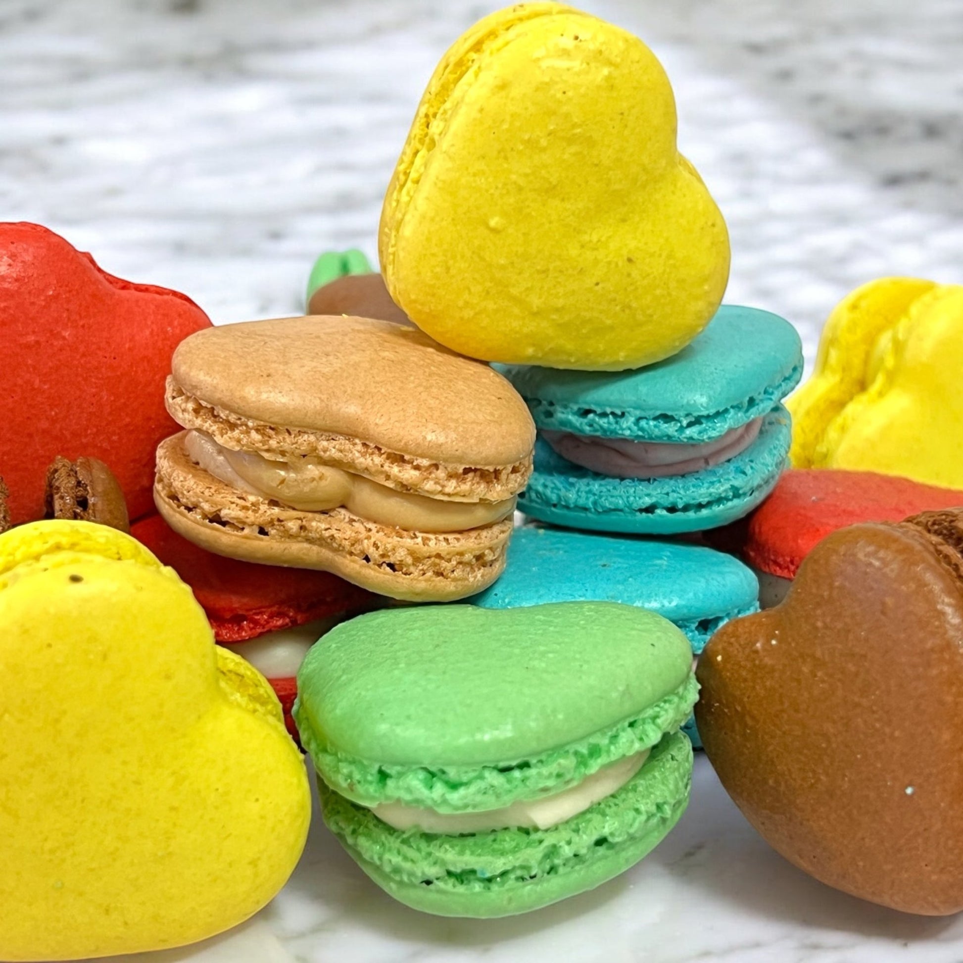 Assorted Heart - Shaped Macarons – 36 pack - Macaron CentraleValentine's