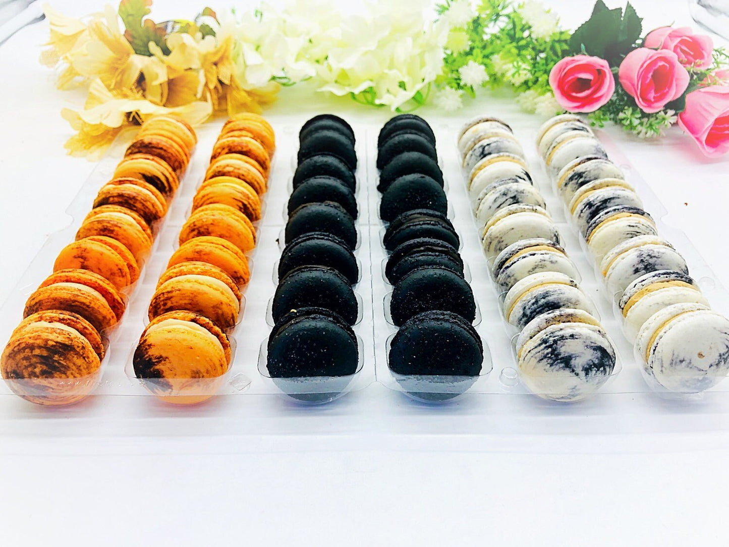 Assorted Thai Hot Beverage, , French Macarons | Thai Black Coffee, Thai Latte and Thai Milk Tea - Macaron Centrale48 Pack