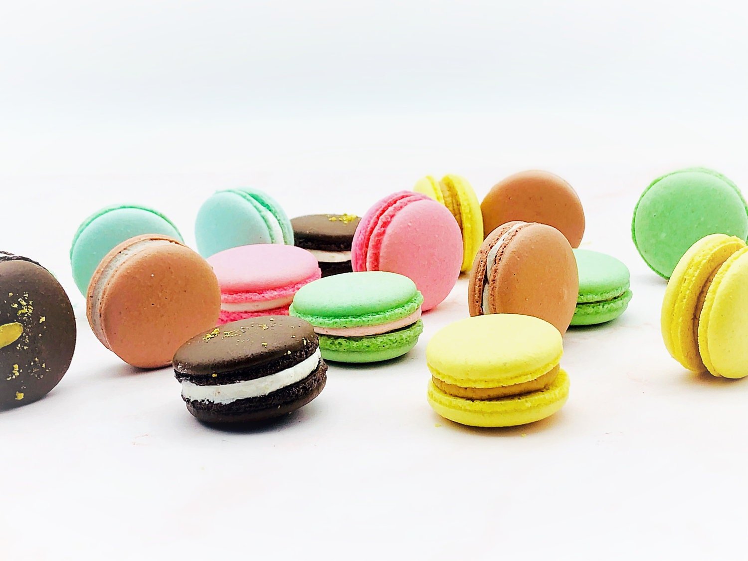 Assorted Vegan Macarons | Choose Your Own 4 Pack| - Macaron Centrale
