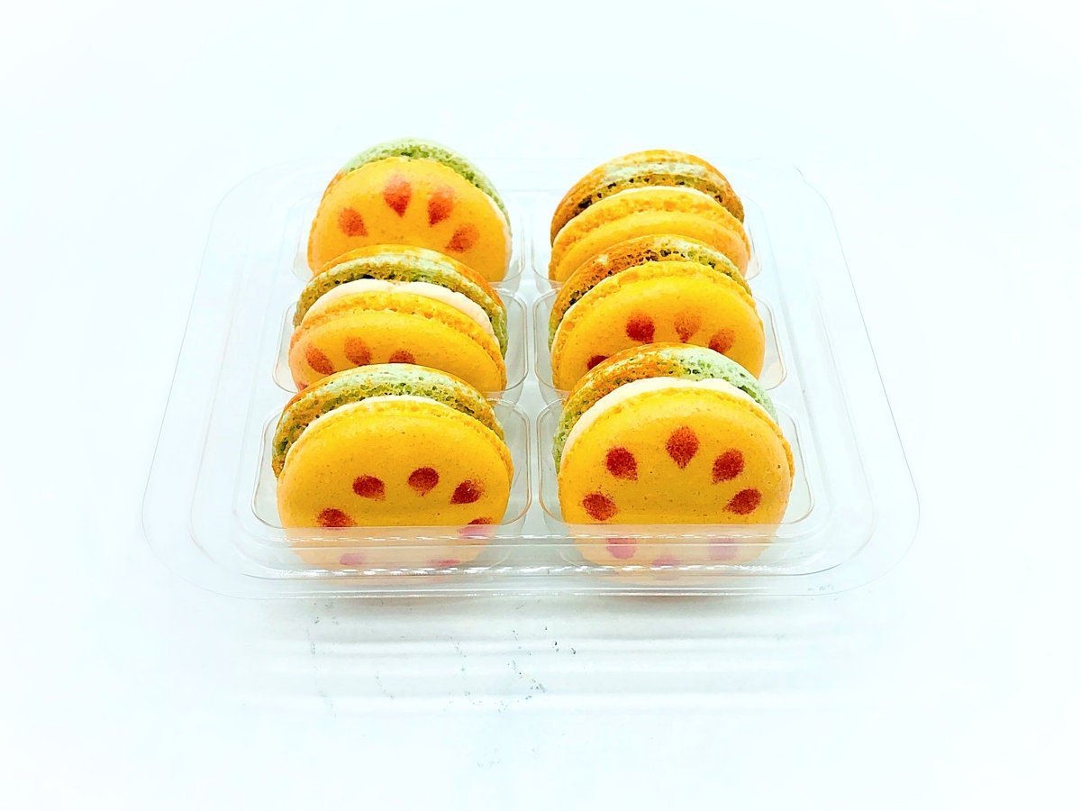 Cantaloupe Macarons | Ideal for celebratory events. - Macaron Centrale6 Pack
