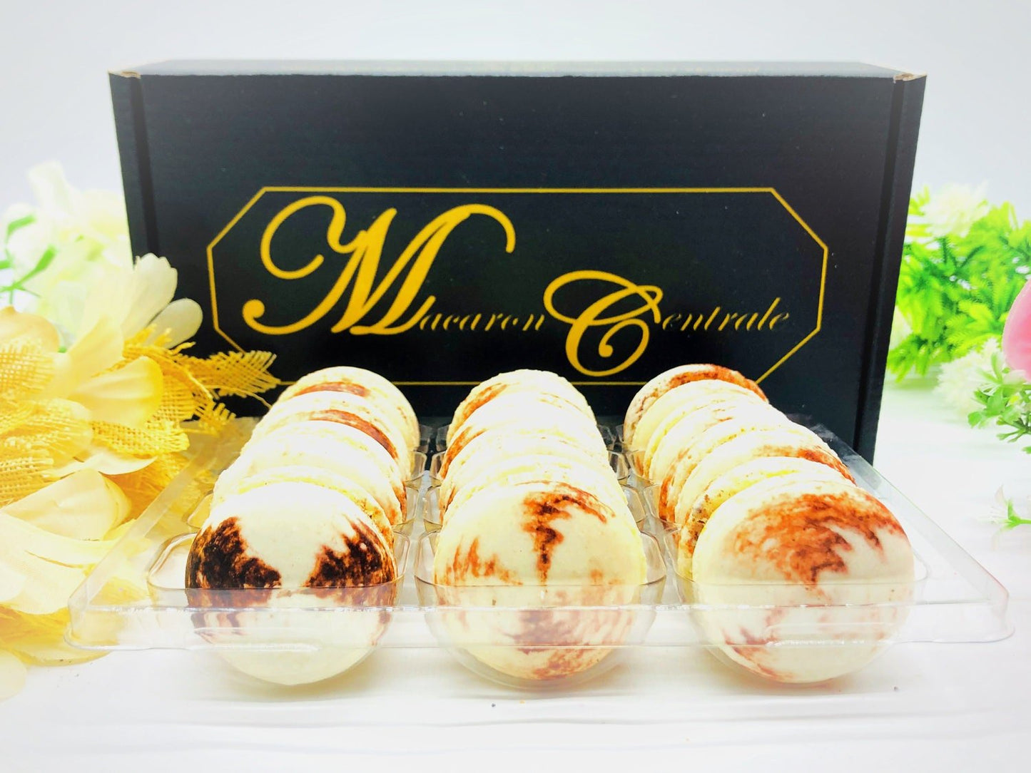 Caramel Pecan Cheesecake Macarons (6 Pack) | Ideal for celebratory events. - Macaron Centrale