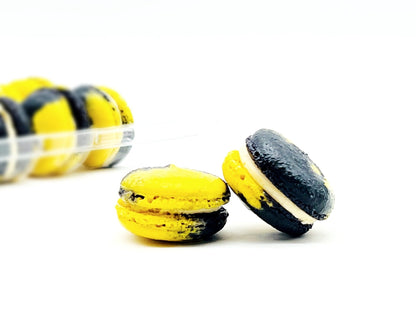 Caramel Pineapple Macarons (6 Pack) | Ideal for celebratory events. - Macaron Centrale