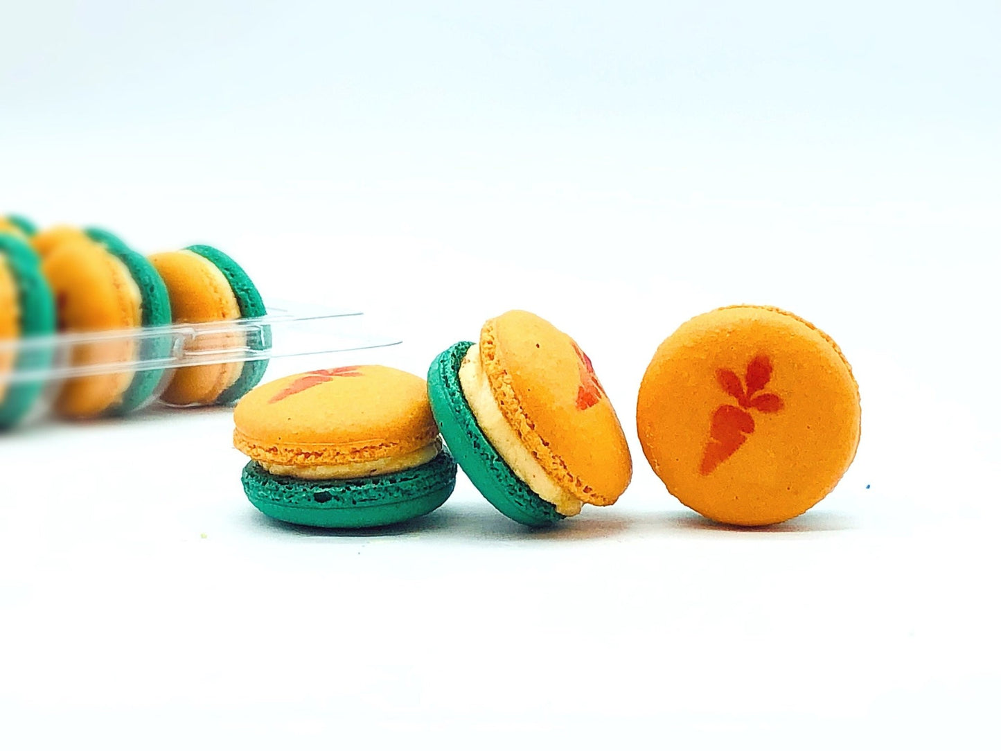 Carrot Macarons - Macaron Centrale6 pack