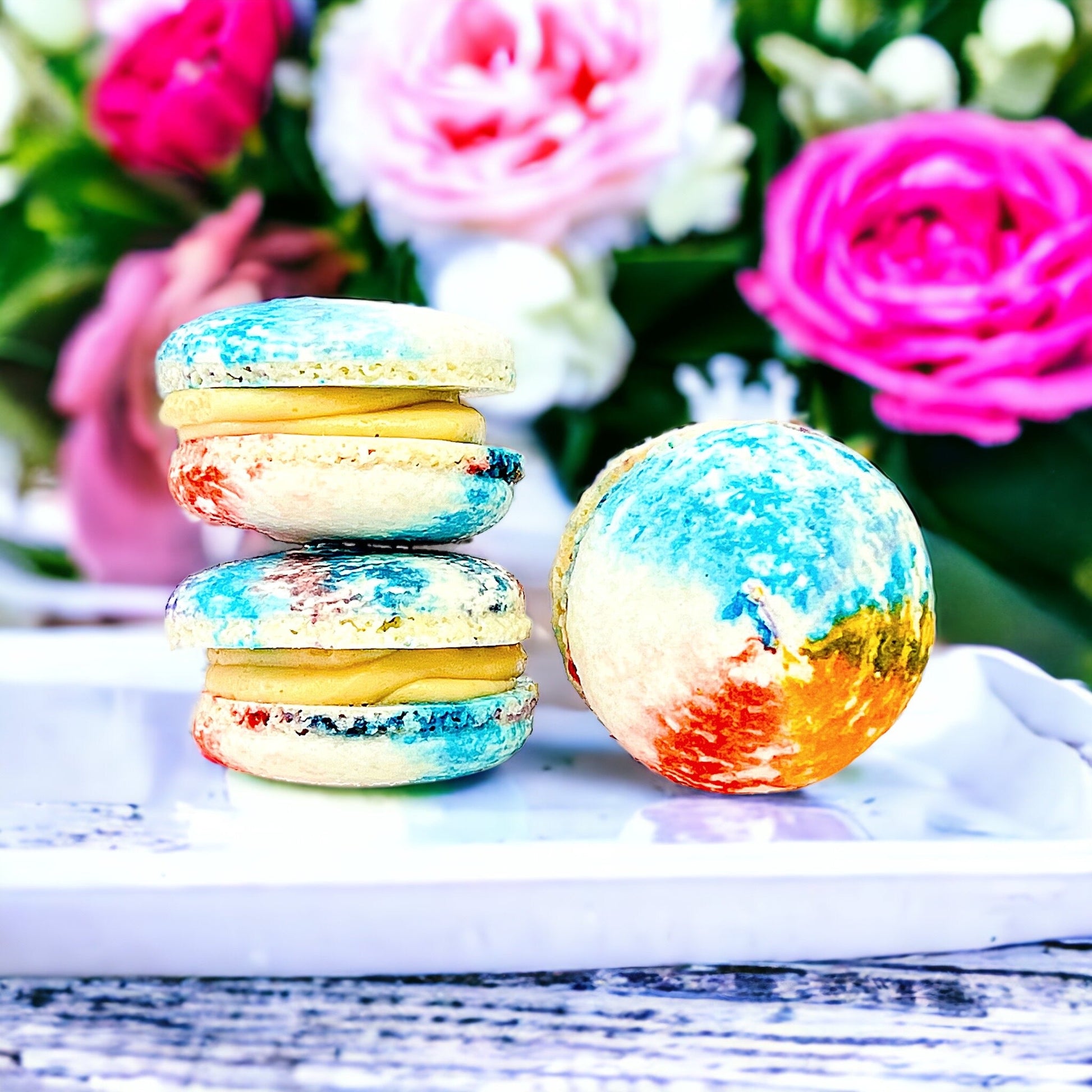 Cashew Nut and Raisin Vegan Macarons | Available in 4 & 12 - Macaron Centrale4 Pack