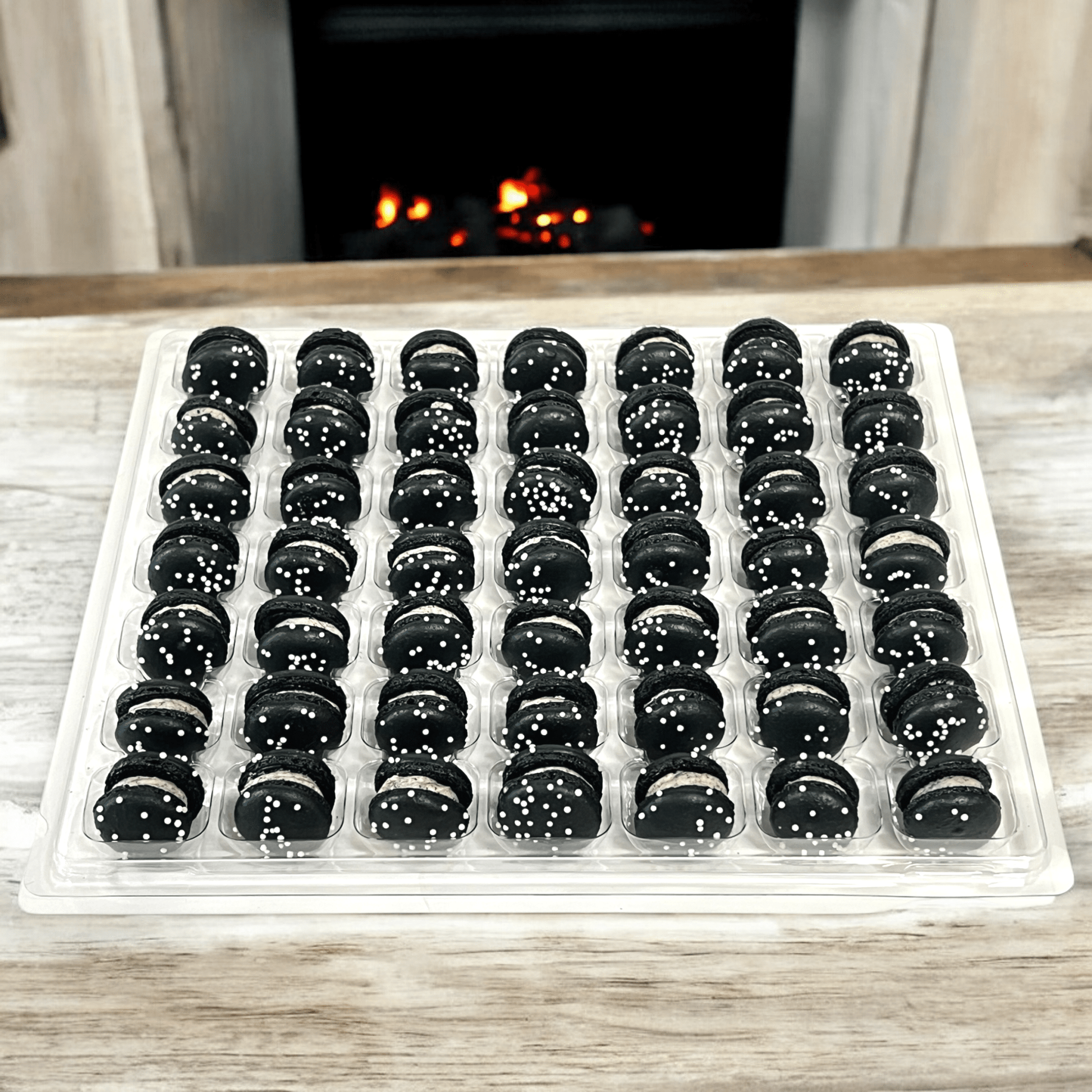 Classic Oreo Mini Macarons - Perfect for Decorating Cupcakes, Cakes, Ice Cream, and More! - Macaron Centrale16 Pack